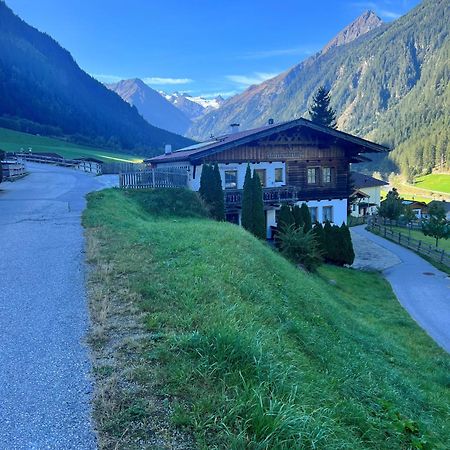 Laerchenheim Aparthotel Neustift im Stubaital Exterior photo